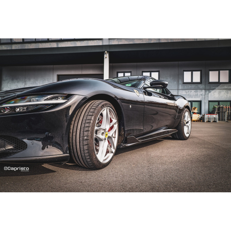 Bas de caisse latéraux carbone avec ailette grande Capristo Ferrari Roma 2020-2025 03FE13010003