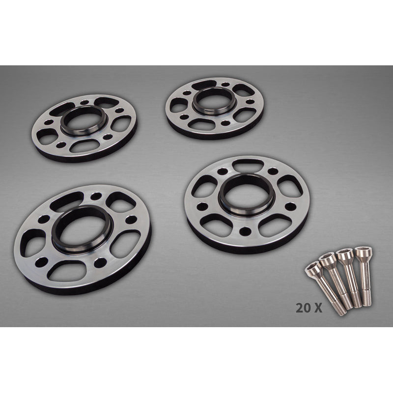 Distanziali ruota 14 mm anteriori / 17 mm posteriori bulloni titanio Capristo Ferrari F12 2012-2017 01FE00403008